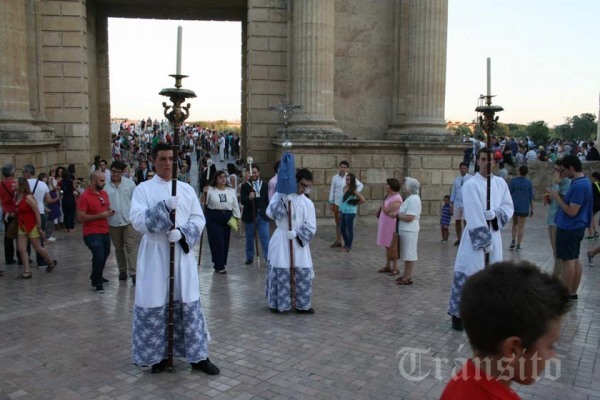 procesion-transito-2014_006